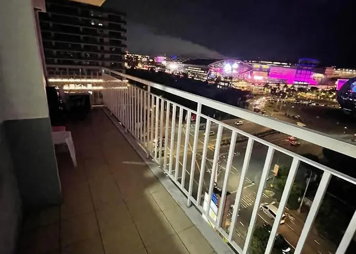 1058-3br-10 Beds 1 Extra Mattress-moa View With Balcony *